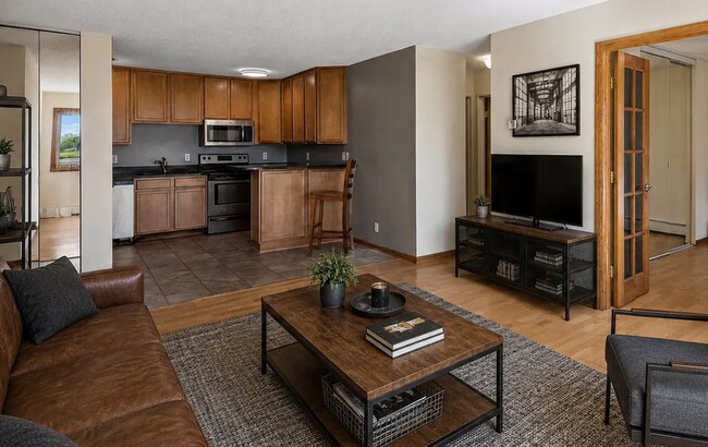 Building Photo - Awesome 2-Bed Condo Retreat in the Heart of Minneapolis  with Skyline views of Downtown