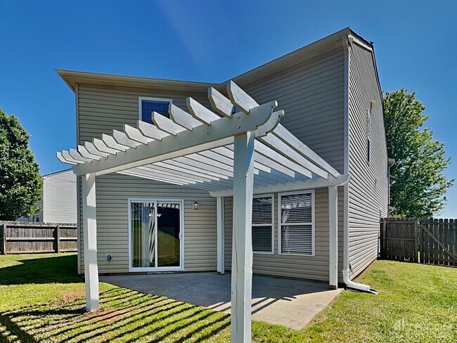 Building Photo - 188 Boiling Brook Dr