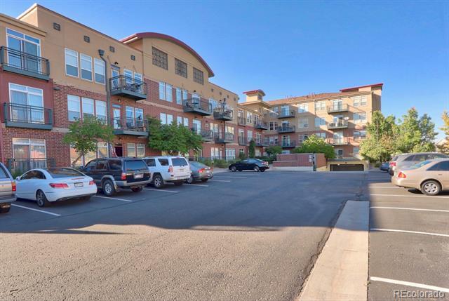 Building Photo - 10176 Park Meadows Dr