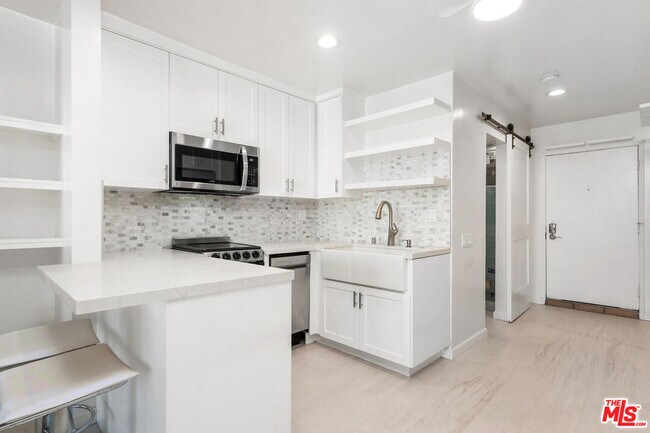 Building Photo - 26664 Seagull Way