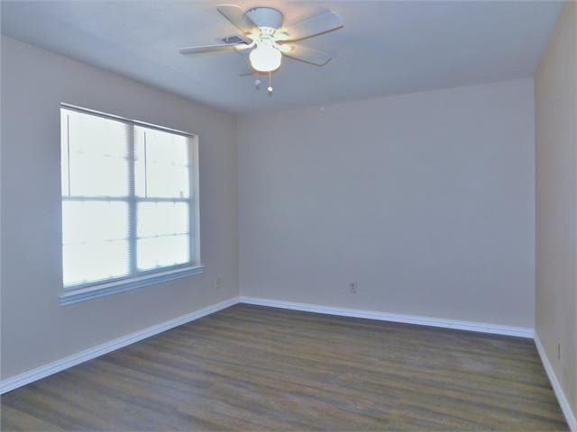 Building Photo - 3812 Yellowstone Pl