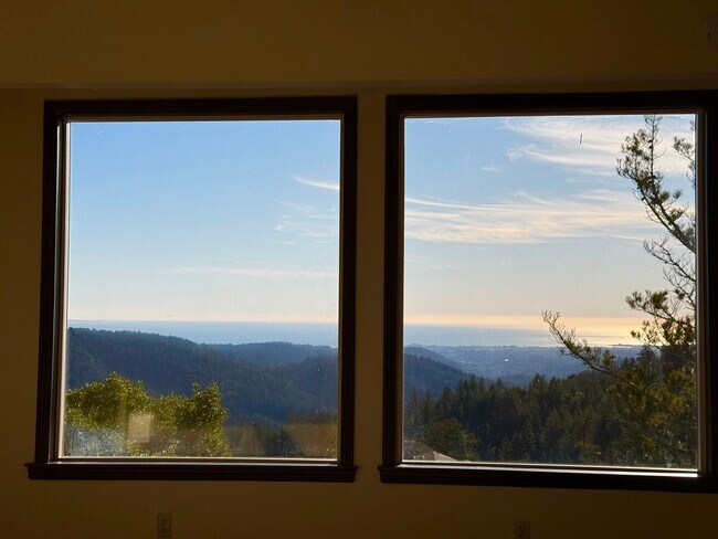 Building Photo - Oceanview Mountain Retreat Home On 3+ Acres