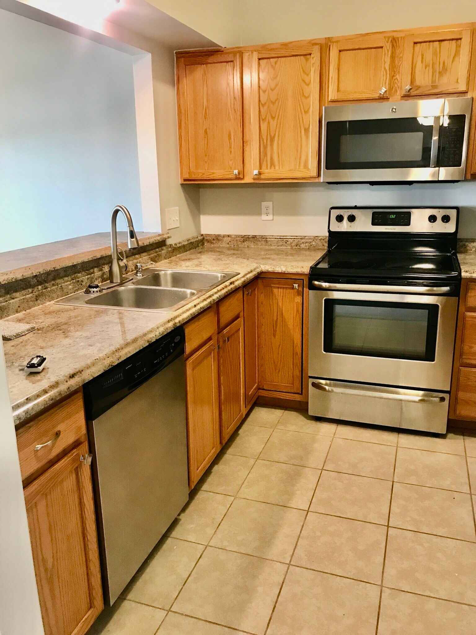 Building Photo - 5378 Harbourwatch Way