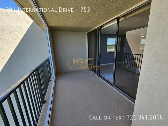 Building Photo - 201 International Dr