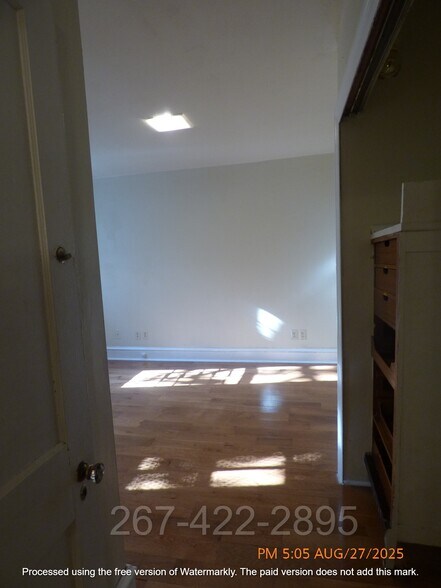 Building Photo - 3417 Race St