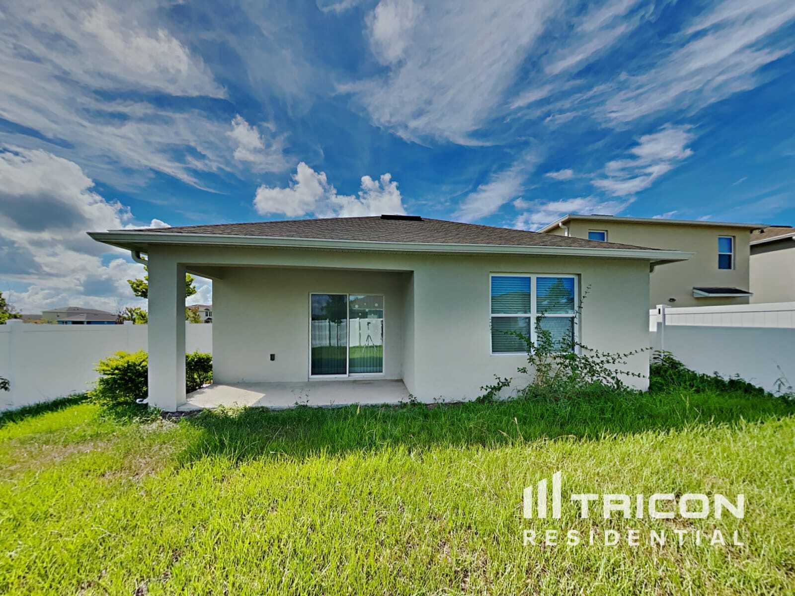 Building Photo - 1951 Fountains Dr