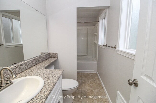 Building Photo - 19711 Bartlett Rd