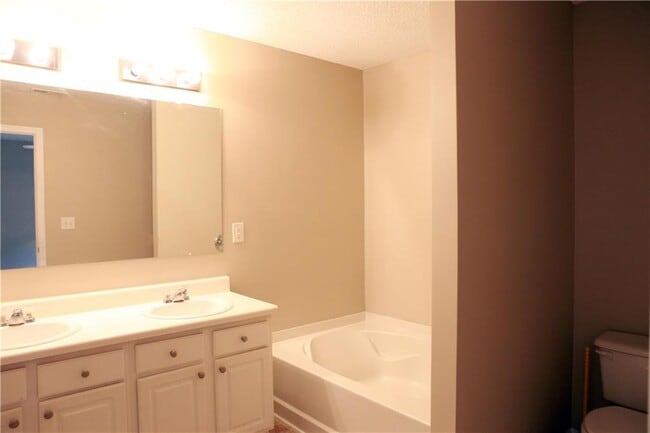 Building Photo - 9769 Palmeston Pl