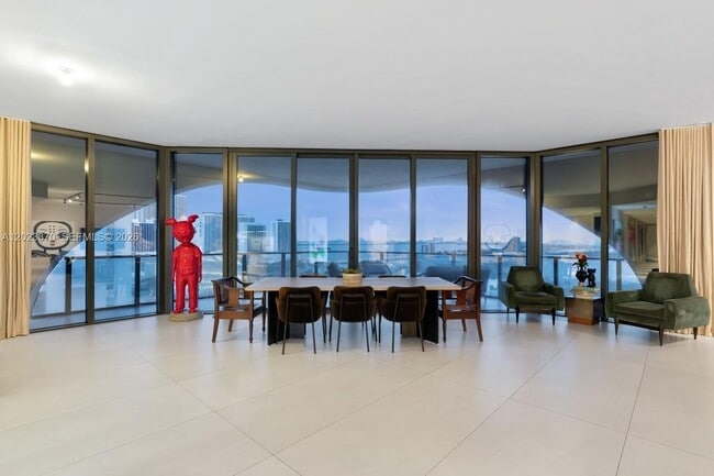 Building Photo - 1000 Biscayne Blvd