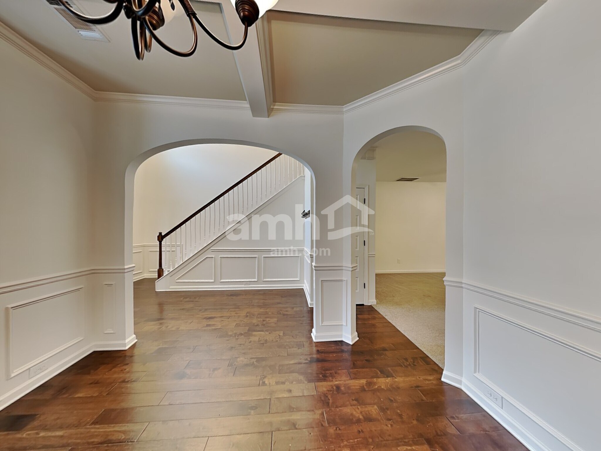 Building Photo - 272 Oak Branch Dr