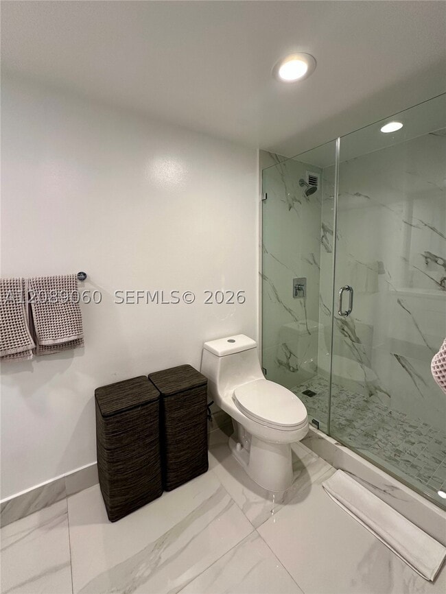 Building Photo - 5600 Collins Ave