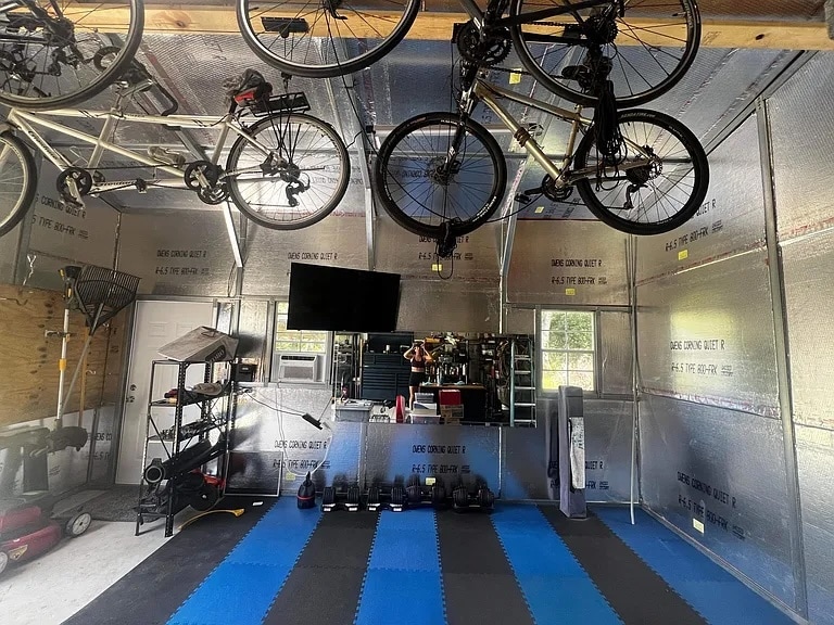 Building Photo - 2133 Doane St