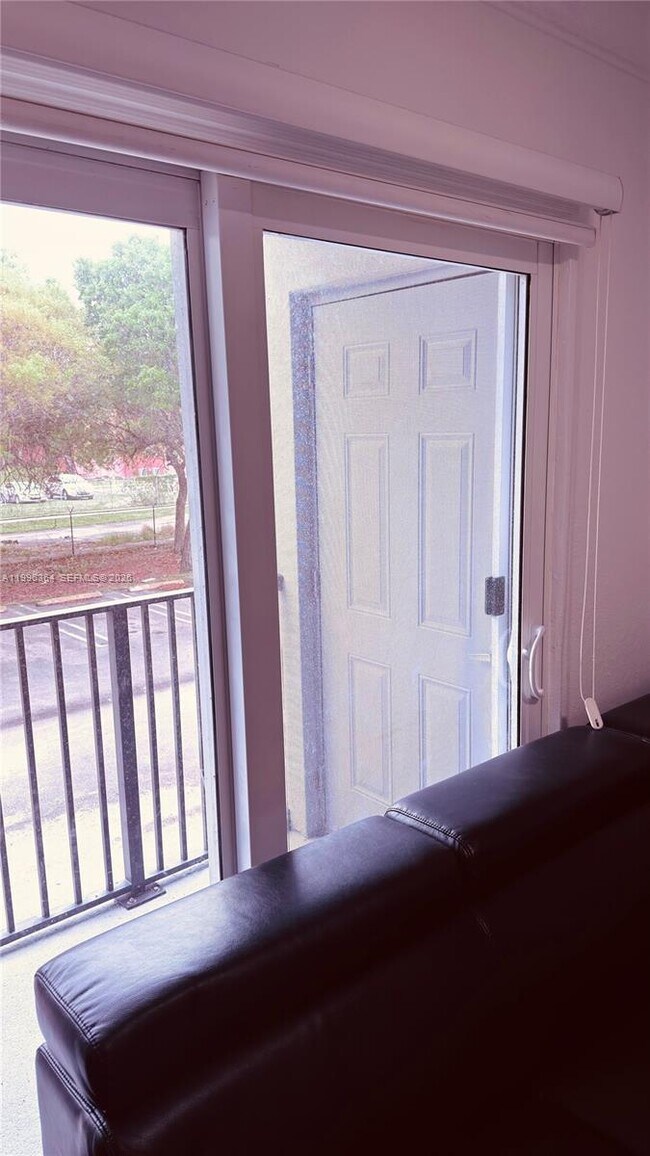 Building Photo - 15440 SW 284th St