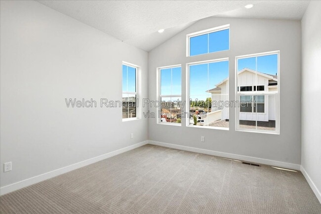 Building Photo - 1452 Pleasant View Dr