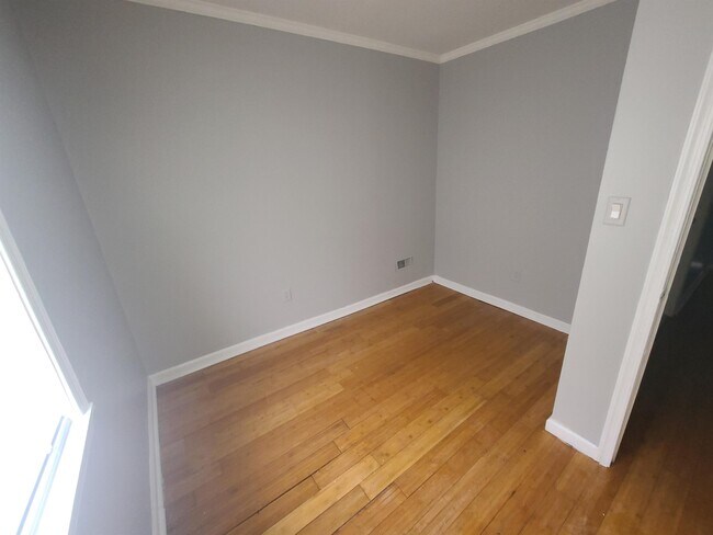 Building Photo - 3025 N Judson St