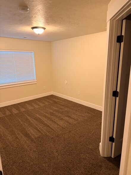 Master Bedroom with Walk in closet and Bathroom - 530 W 900 S