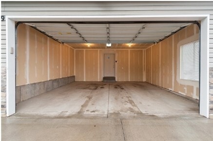 Building Photo - 569 S 120 E