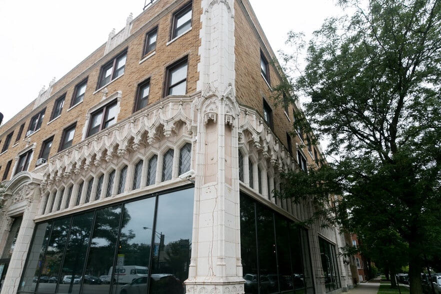 Primary Photo - 1211 W Elmdale Ave