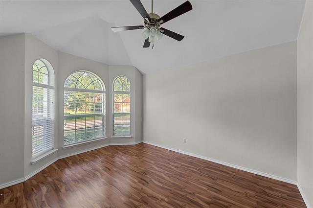 Building Photo - 902 Santa Cruz Dr