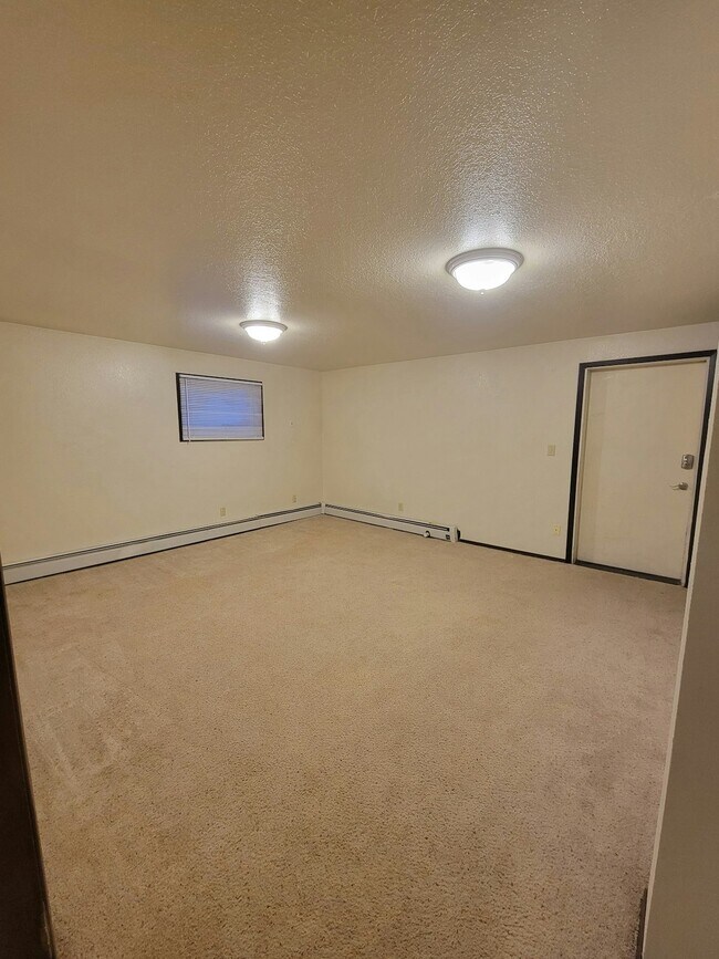 Building Photo - 3125 E Beech Way