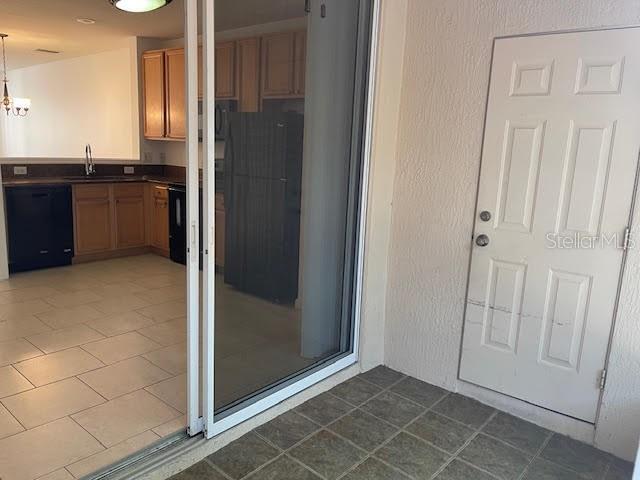 Building Photo - 915 Vineland Pl
