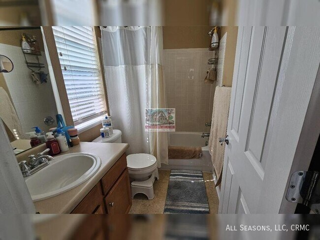 Building Photo - 4605 Vireos View
