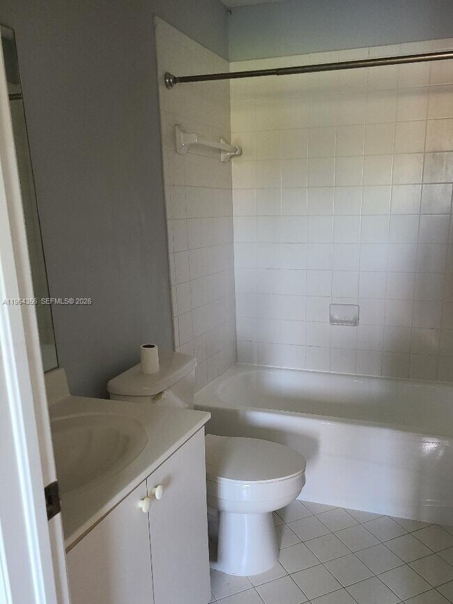 Building Photo - 1251 SE 31st Ct