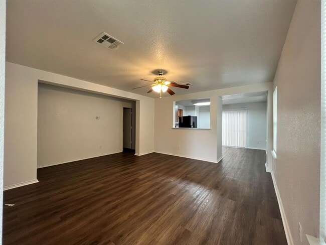 Building Photo - 2742 Perkins Pl