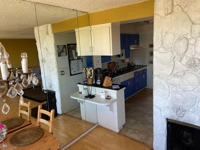 Building Photo - 6601 Springpark Ave