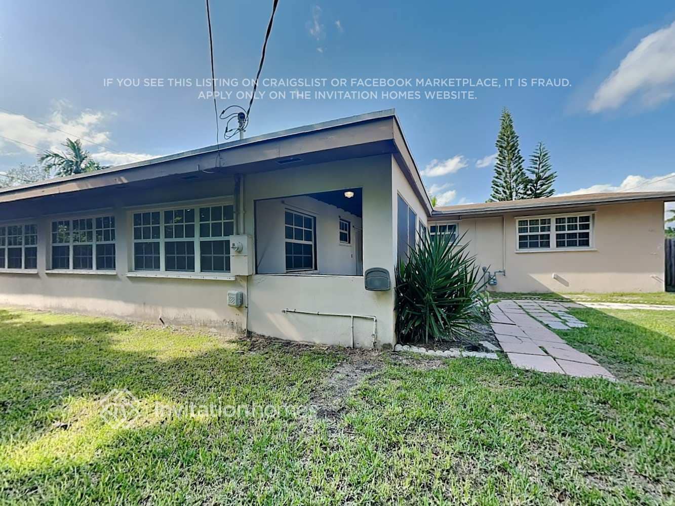 Building Photo - 9620 Thanksgiving Dr