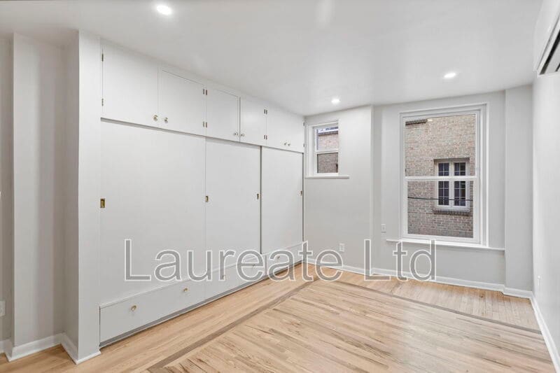 Building Photo - 1058 N Pearl St