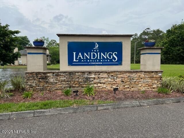 Building Photo - 10200 Belle Rive Blvd