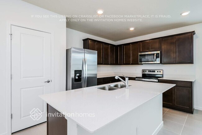 Building Photo - 2334 Southbury Dr