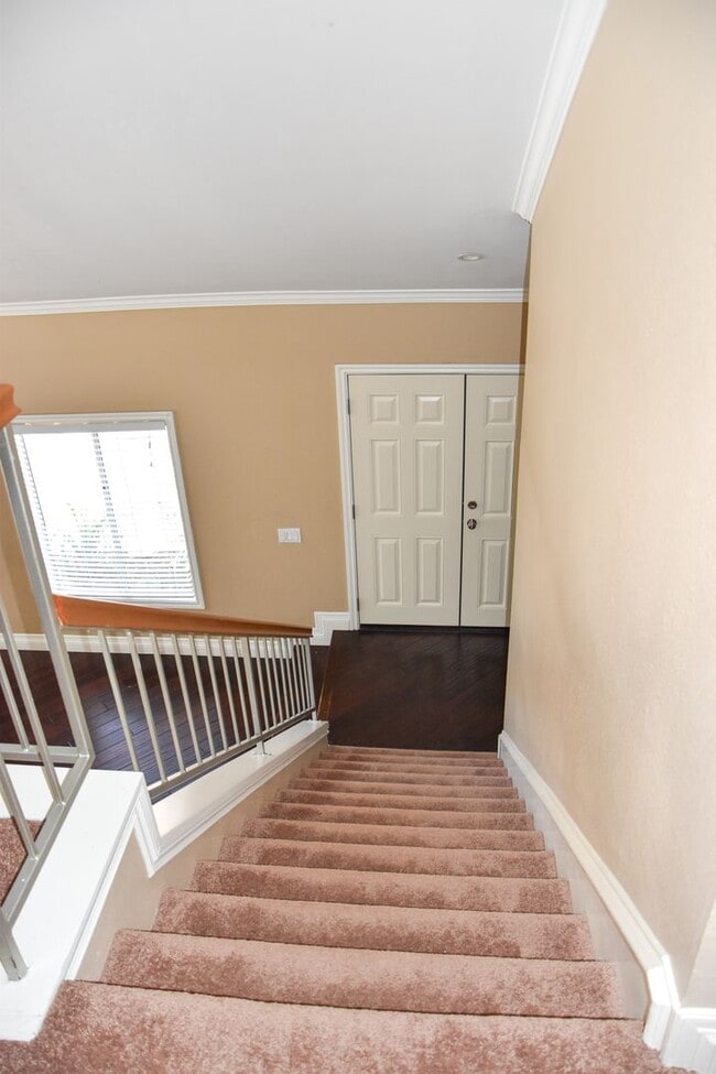 Building Photo - Steps to Chapman University