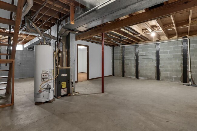 Building Photo - 5763 Stormcroft Ave