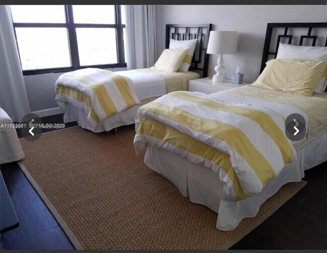 Building Photo - 780 NE 69th St