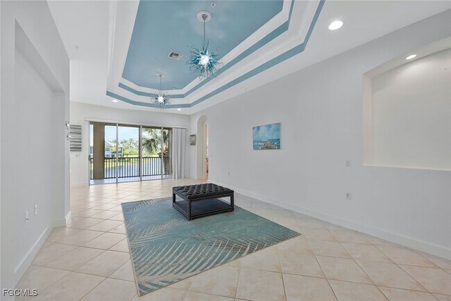 Building Photo - 10085 Valiant Ct