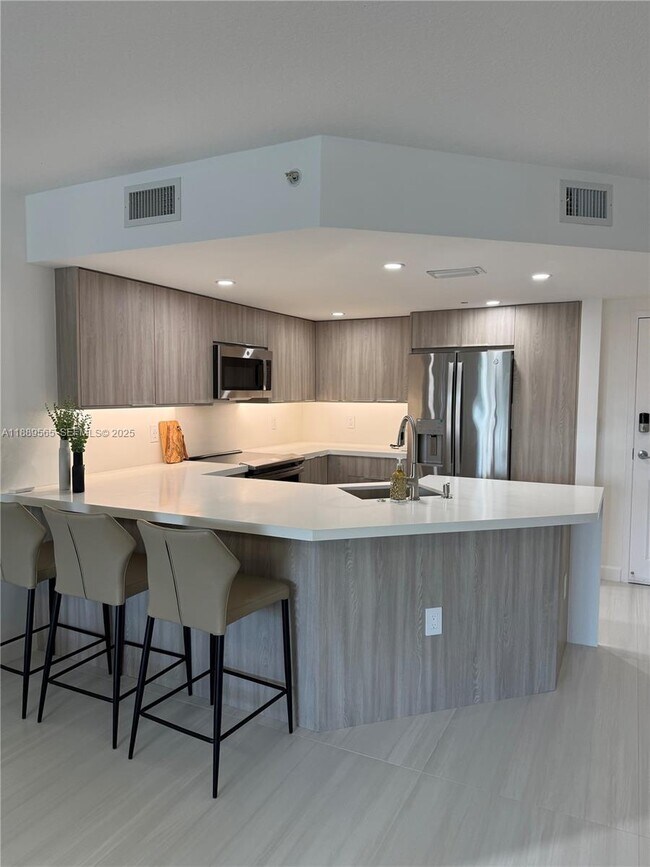 Building Photo - 201 Golden Isles Dr