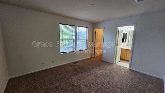 Building Photo - 11016 Claude Ct