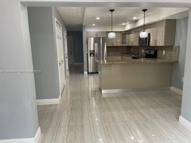 Building Photo - 10992 SW 4th St