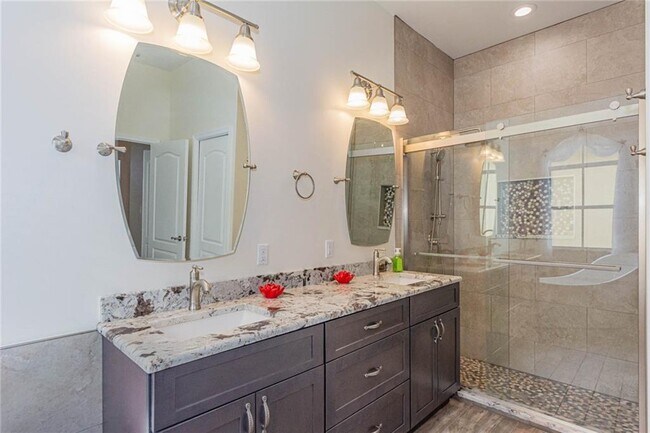 Building Photo - 5952 Spanish River Rd