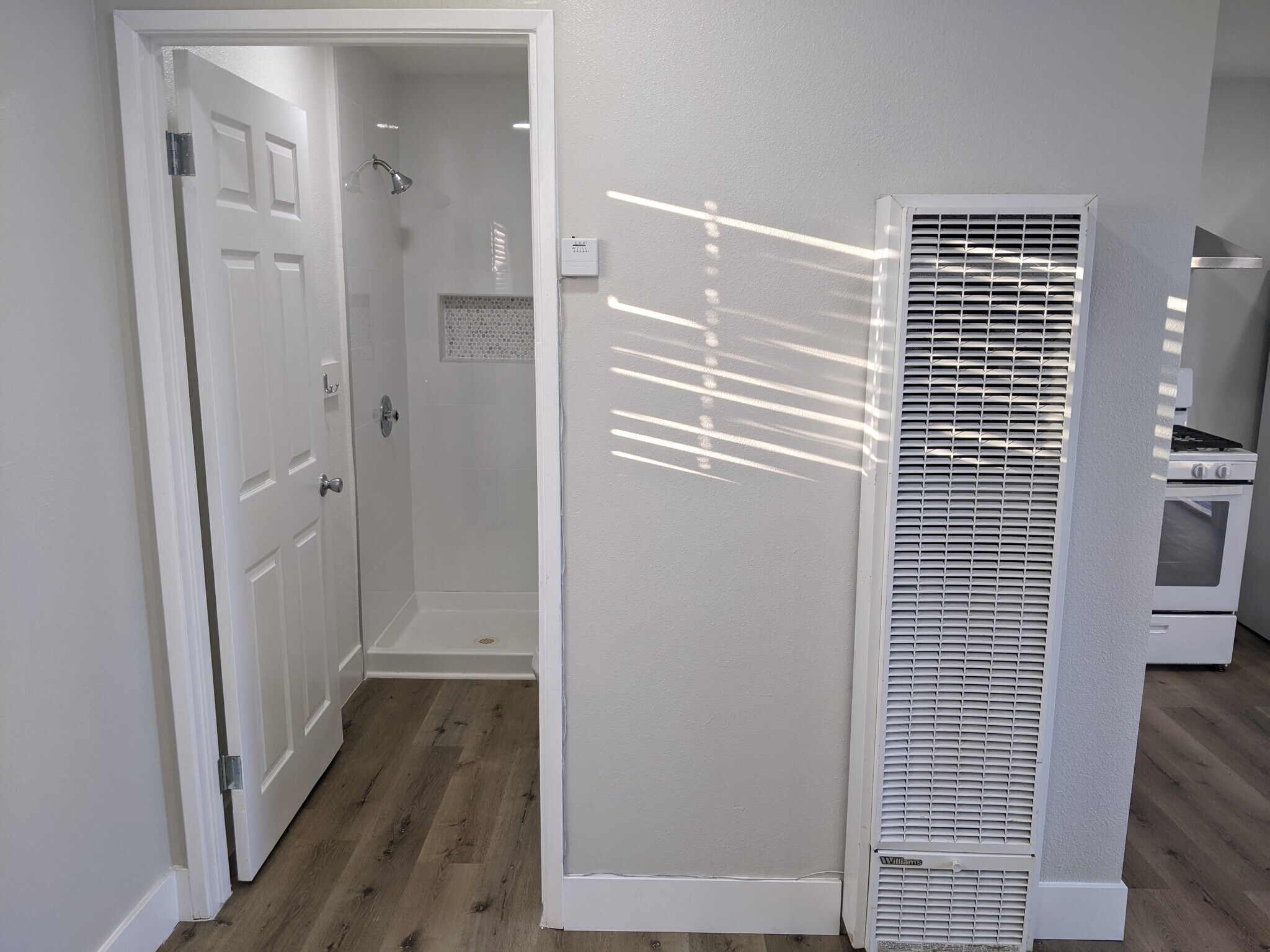 Building Photo - 3318 W 157th St