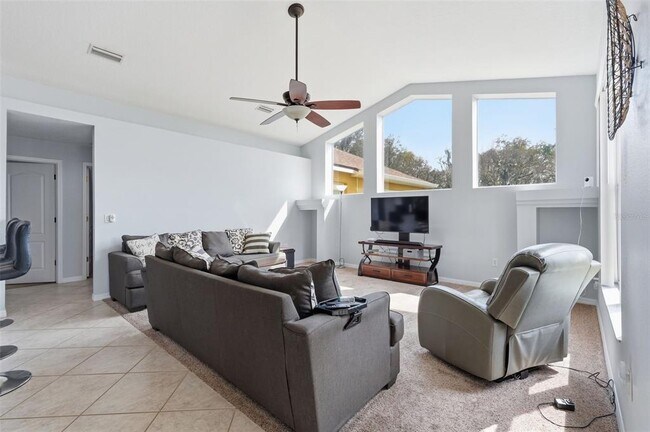 Building Photo - 12329 Creek Edge Dr