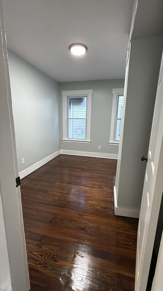 Primary Photo - 251 Newhall St