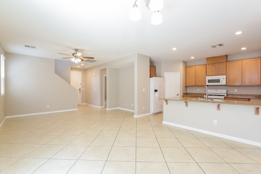 Building Photo - 9904 Pride Dance Ct