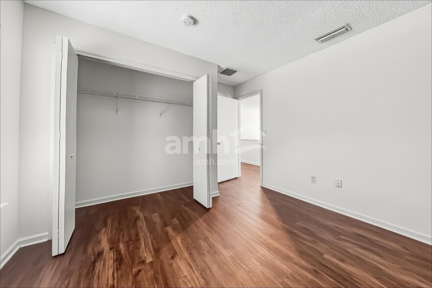 Building Photo - 9645 Morgan Creek Dr
