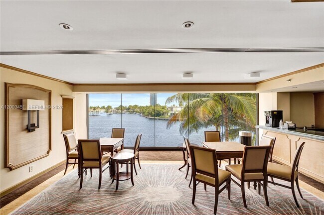 Building Photo - 19667 Turnberry Way