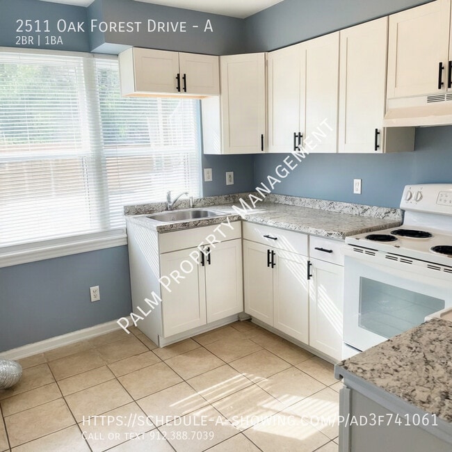 Building Photo - 2511 Oak Forest Dr