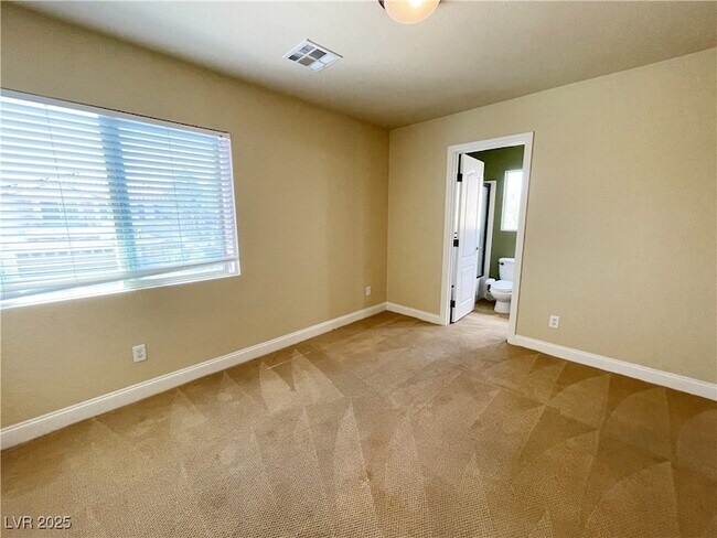 Building Photo - 9873 Belle Marie Ct
