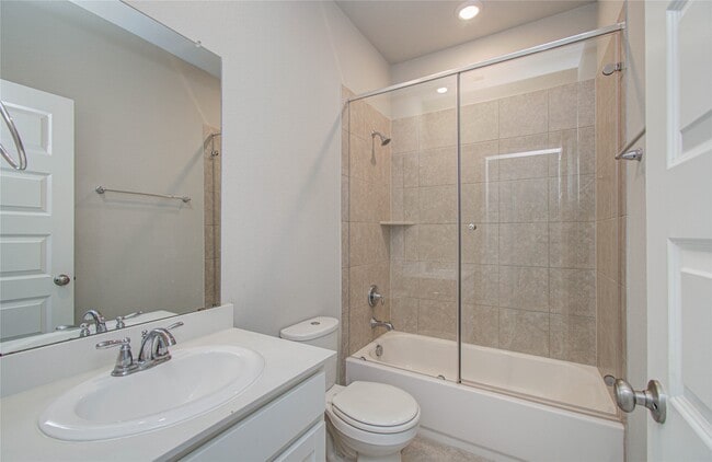 Building Photo - 2815 Dry Creek Dr